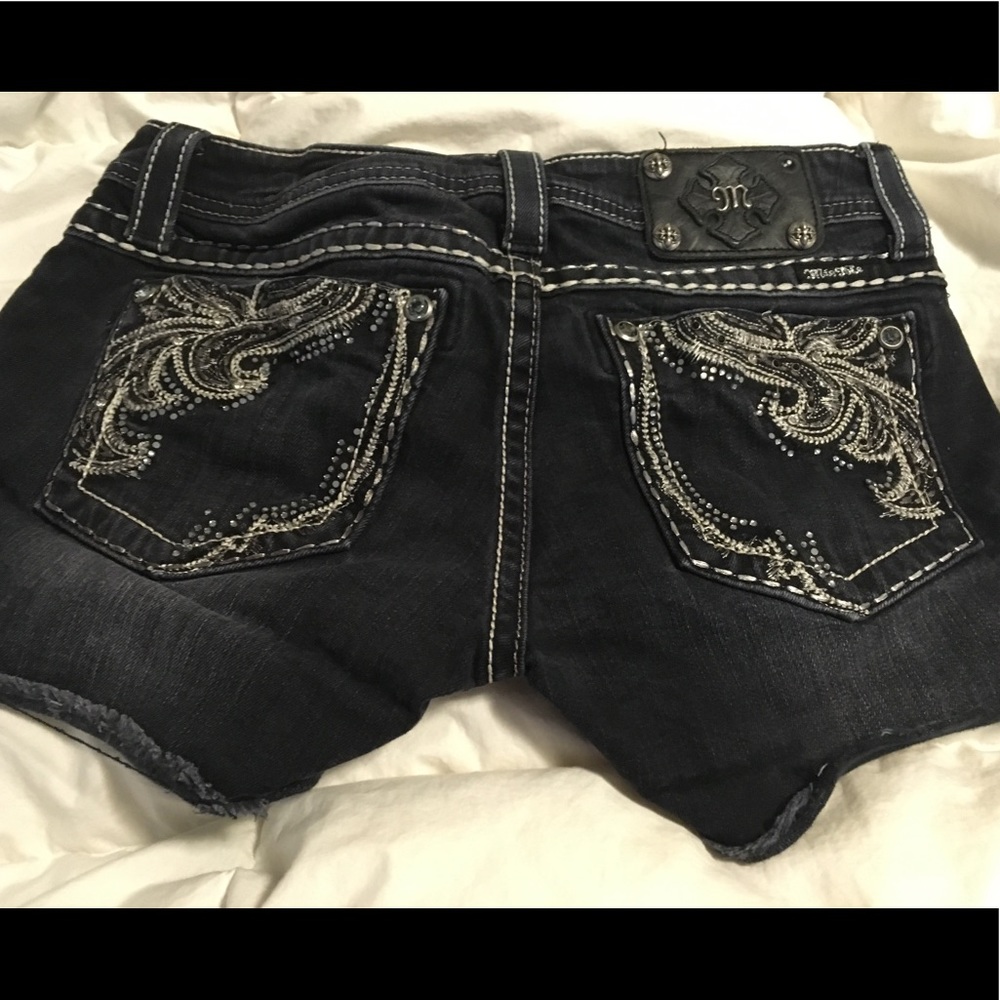 Miss Me Jean shorts 💙